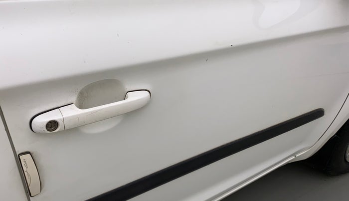 2011 Hyundai i20 MAGNA 1.2, Petrol, Manual, 85,281 km, Driver-side door - Minor scratches