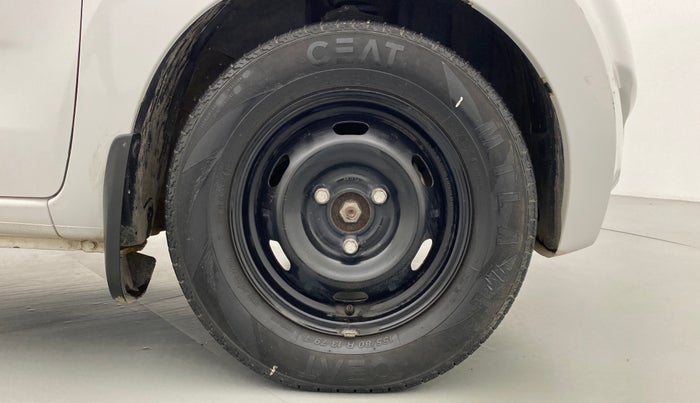 2017 Datsun Redi Go T (O), Petrol, Manual, 56,622 km, Right Front Wheel