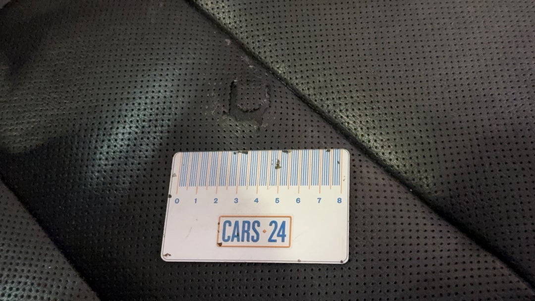 Seats Front LHS Wear