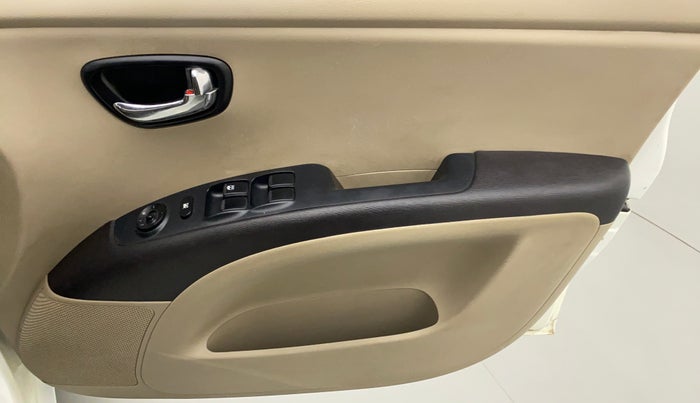 2012 Hyundai i10 MAGNA 1.2, Petrol, Manual, 78,675 km, Driver Side Door Panels Control