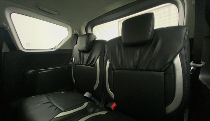 2019 Maruti XL6 ZETA AT, Petrol, Automatic, 1,03,396 km, Third Seat Row ( optional )