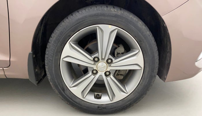 2018 Hyundai Verna 1.6 VTVT SX O, Petrol, Manual, 49,234 km, Right Front Wheel