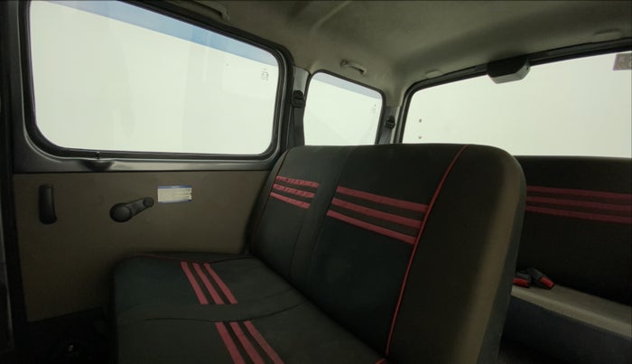 2015 Maruti Eeco 7 STR, Petrol, Manual, 28,883 km, Right Side Rear Door Cabin