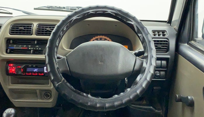 2015 Maruti Eeco 7 STR, Petrol, Manual, 28,883 km, Steering Wheel Close Up
