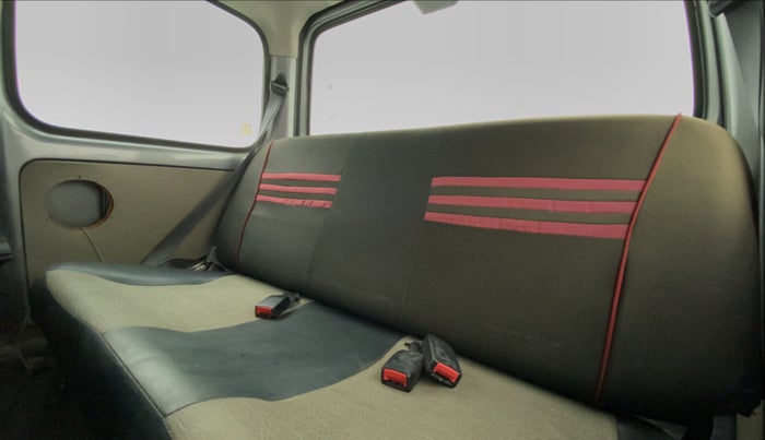 2015 Maruti Eeco 7 STR, Petrol, Manual, 28,883 km, Third Seat Row ( optional )