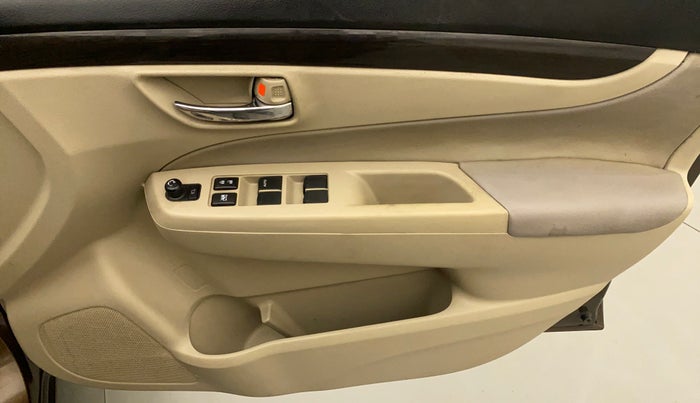 2015 Maruti Ciaz ZDI SHVS, Diesel, Manual, 76,403 km, Driver Side Door Panels Control
