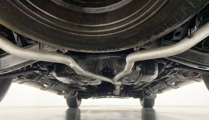 2015 Mahindra XUV500 W10, Diesel, Manual, 1,17,853 km, Rear Underbody
