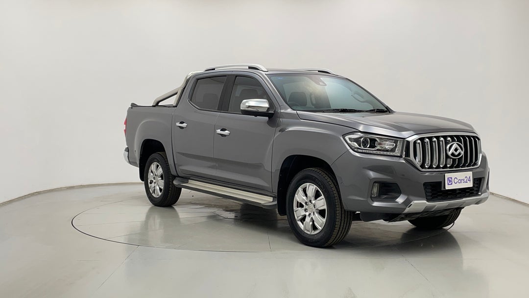 Right Front Diagonal (45- Degree) View