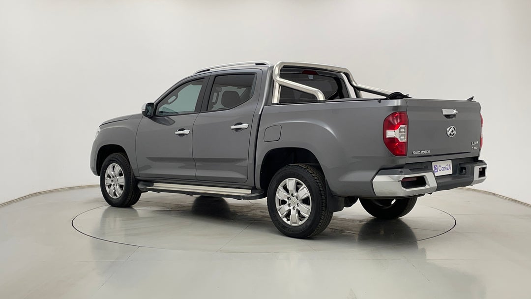 Left Back Diagonal (45- Degree) View