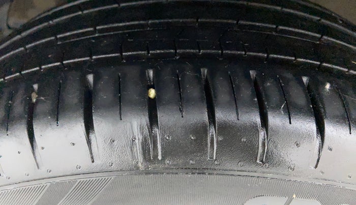 2019 Maruti Baleno ZETA 1.2 K12, Petrol, Manual, 20,128 km, Left Front Tyre Tread