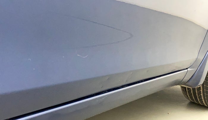 2018 Maruti Ciaz ALPHA  AT 1.5 SHVS PETROL, Petrol, Automatic, 56,035 km, Driver-side door - Slightly dented