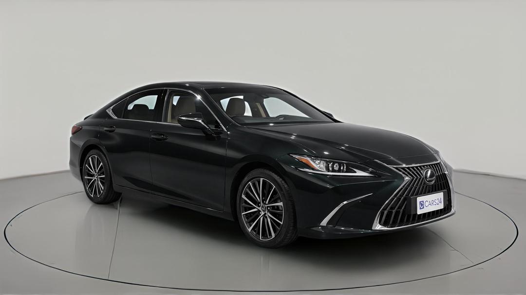 2023 Lexus Es300h Luxury (hybrid), Automatic, 38963 km, Right Front Diagonal (45- Degree) View