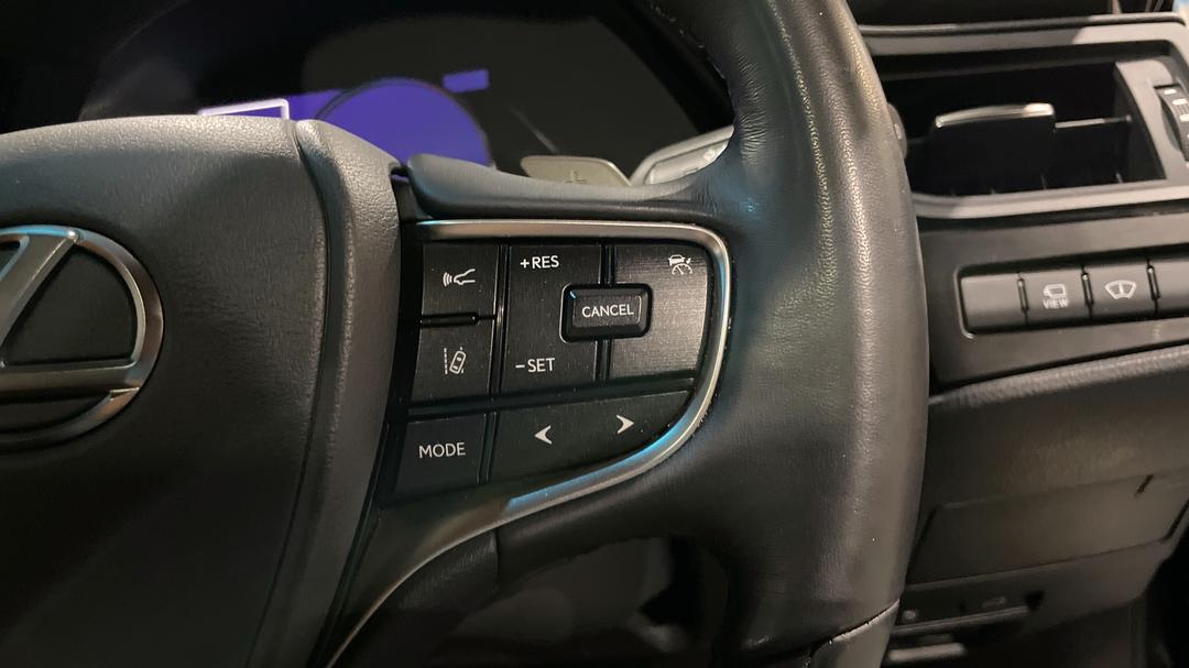 2023 Lexus Es300h Luxury (hybrid), Automatic, 38963 km, Cruise Control
