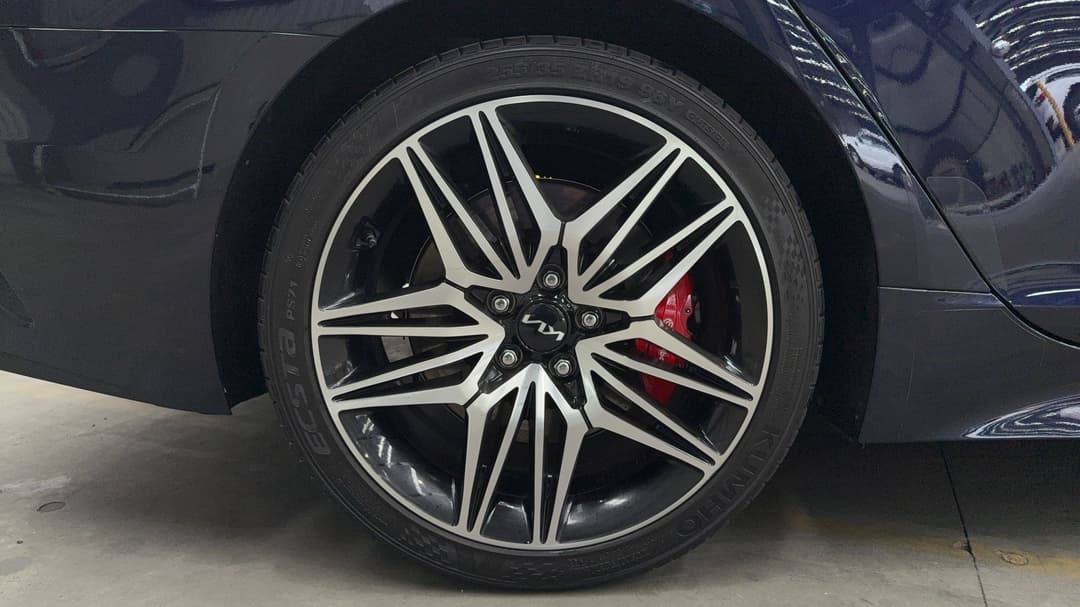 2021 Kia Stinger Gt (black Leather), Automatic, 38698 km, Right Rear Wheel