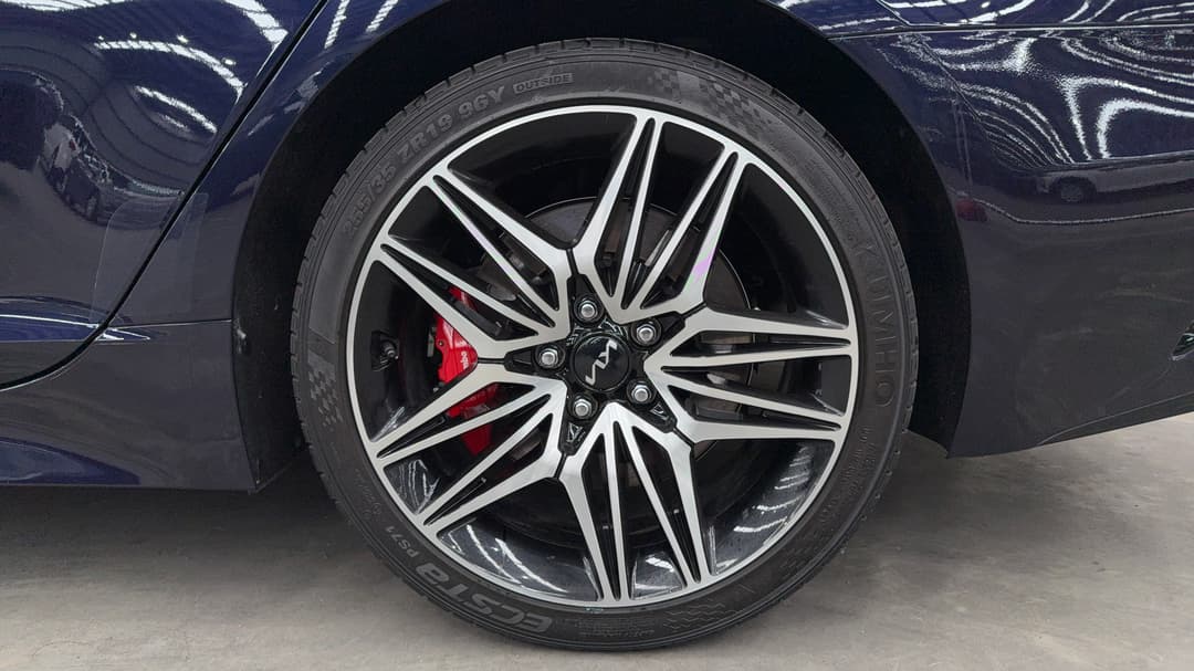 2021 Kia Stinger Gt (black Leather), Automatic, 38698 km, Left Rear Wheel