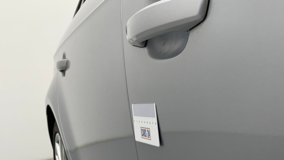 Doors Front RHS Dent