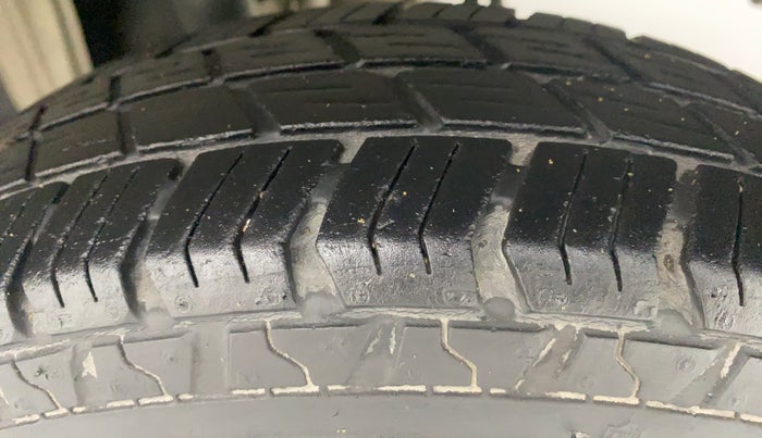 2018 Maruti Alto 800 LXI OPT, Petrol, Manual, 31,852 km, Left Rear Tyre Tread