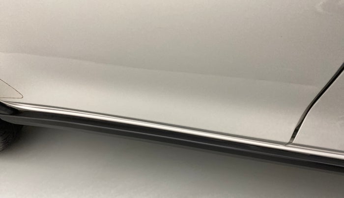 2017 Maruti IGNIS ZETA 1.2 AMT, Petrol, Automatic, 32,258 km, Right rear door - Slightly dented