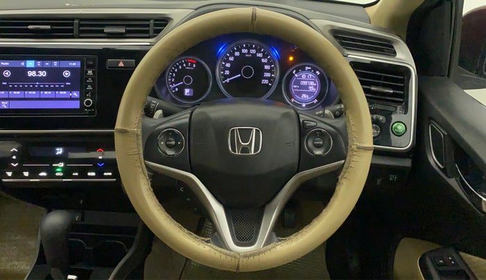 2017 Honda City 1.5L I-VTE V CVT, Petrol, Automatic, 99,738 km, Steering Wheel Close Up