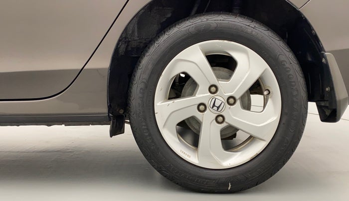 2015 Honda City VX MT PETROL, Petrol, Manual, 40,424 km, Left Rear Wheel