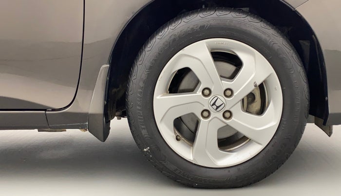 2015 Honda City VX MT PETROL, Petrol, Manual, 40,424 km, Right Front Wheel