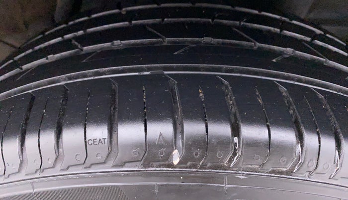 2021 Hyundai VENUE SX 1.0 GDI IMT, Petrol, Manual, 17,900 km, Left Rear Tyre Tread