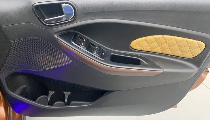2018 Ford FREESTYLE TITANIUM 1.2 PETROL, Petrol, Manual, 70,991 km, Driver Side Door Panels Control