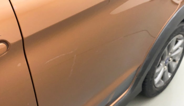 2018 Ford FREESTYLE TITANIUM 1.2 PETROL, Petrol, Manual, 70,991 km, Rear left door - Minor scratches