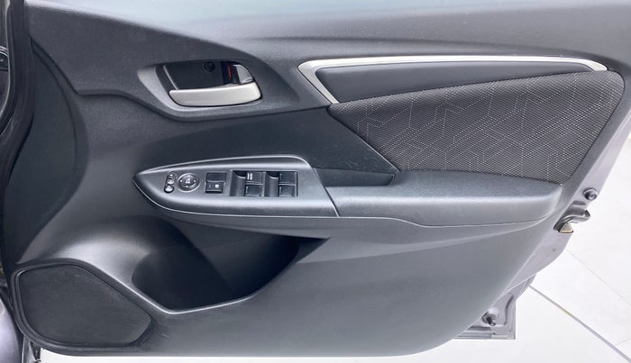 2017 Honda Jazz VX  1.2, Petrol, Manual, 29,567 km, Driver Side Door Panels Control