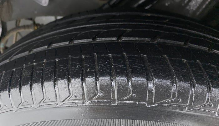 2017 Honda Jazz VX  1.2, Petrol, Manual, 29,567 km, Left Rear Tyre Tread