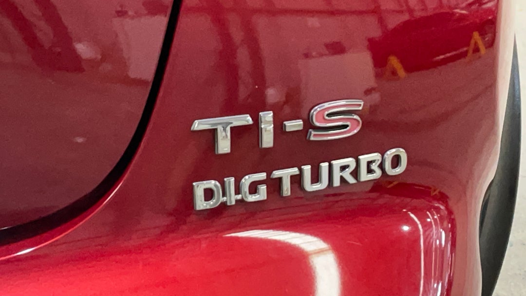 Badge (Boot Right Side)