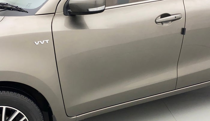 2019 Maruti Dzire ZXI PLUS AMT, Petrol, Automatic, 37,901 km, Front passenger door - Minor scratches