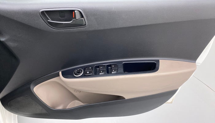 2017 Hyundai Grand i10 MAGNA 1.2 KAPPA VTVT, Petrol, Manual, 41,191 km, Driver Side Door Panels Control