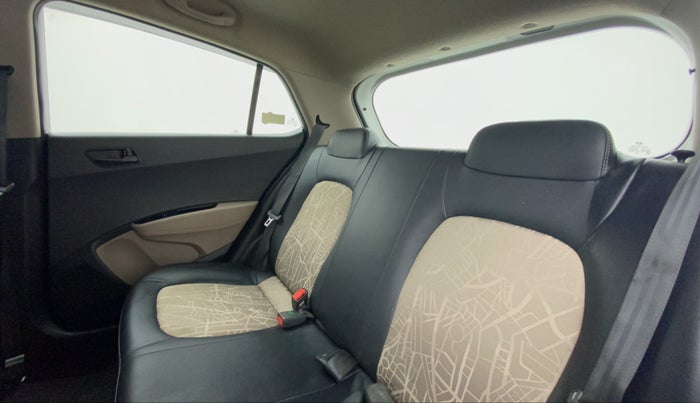 2017 Hyundai Grand i10 MAGNA 1.2 KAPPA VTVT, Petrol, Manual, 41,191 km, Right Side Rear Door Cabin