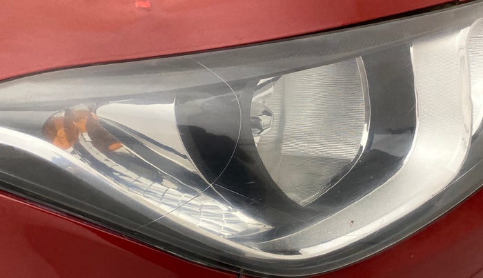 2013 Hyundai i20 SPORTZ 1.4 CRDI, Diesel, Manual, 68,161 km, Right headlight - Faded