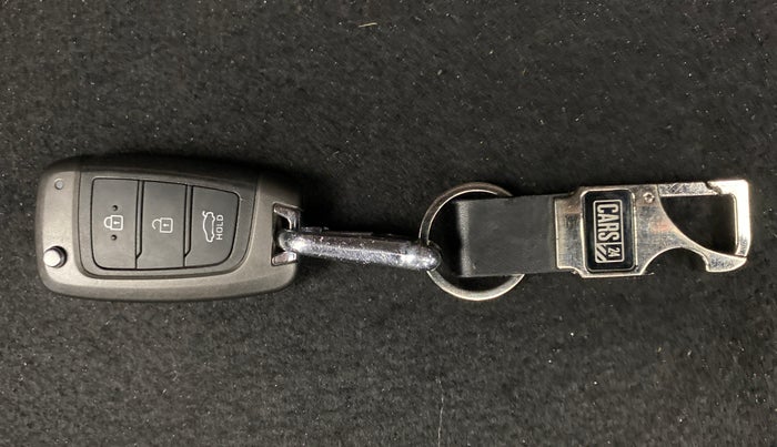 2017 Hyundai Verna 1.6 SX VTVT, Petrol, Manual, 43,890 km, Key Close Up