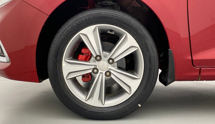 2017 Hyundai Verna 1.6 SX VTVT, Petrol, Manual, 43,890 km, Left Front Wheel