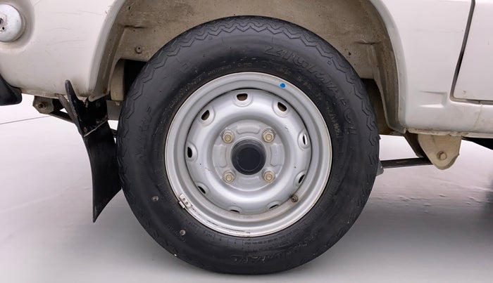 2017 Maruti OMNI E STD, Petrol, Manual, 7,616 km, Right Rear Wheel