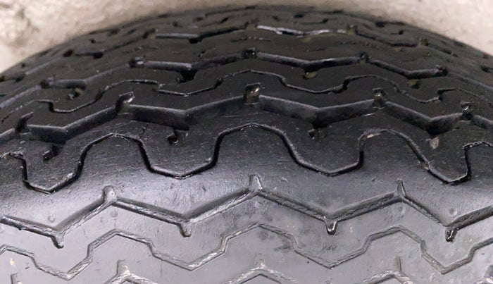 2017 Maruti OMNI E STD, Petrol, Manual, 7,616 km, Left Rear Tyre Tread