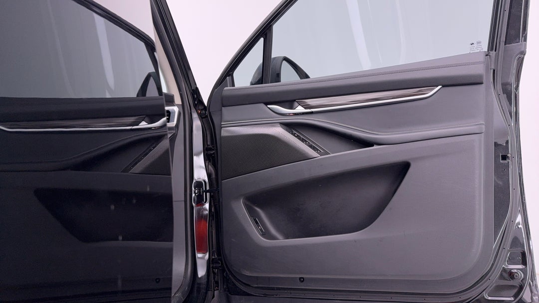 2021 LDV D90 Executive (4WD) D20, Automatic, 63831 km, Speaker View