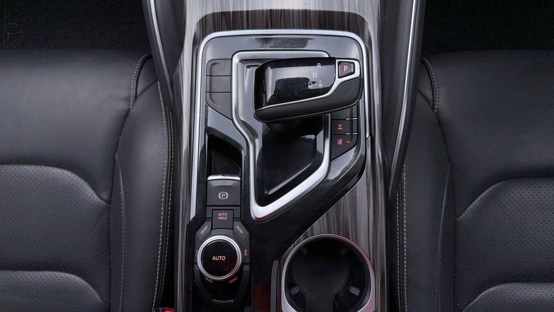 2021 LDV D90 Executive (4WD) D20, Automatic, 63831 km, Gear Lever 