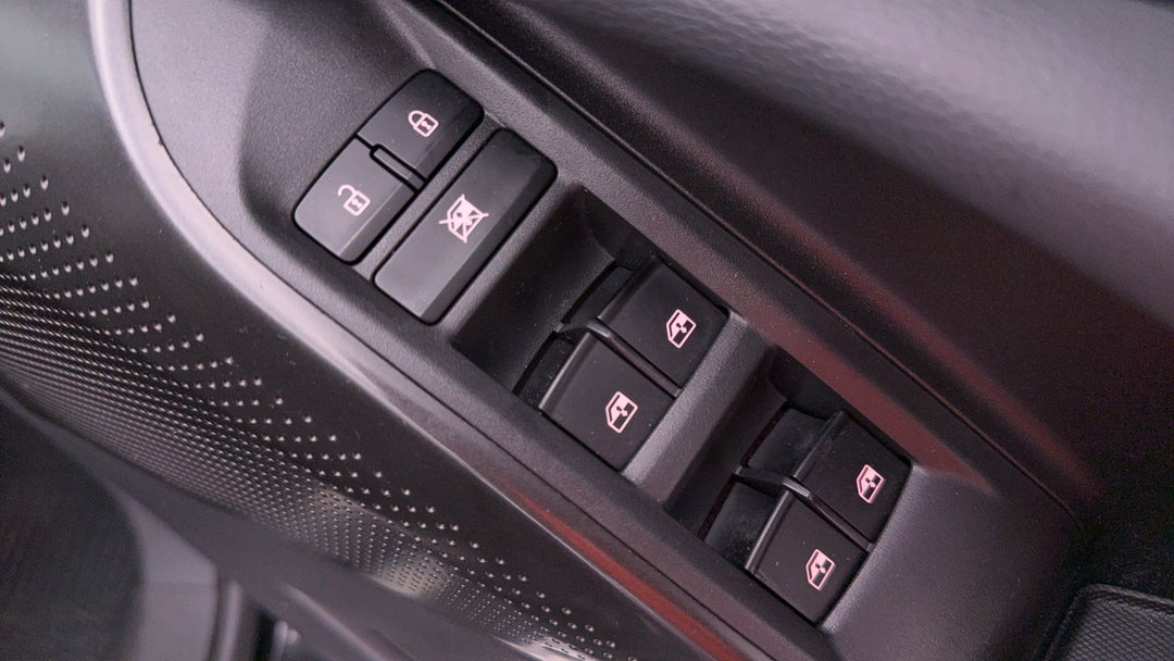 2021 LDV D90 Executive (4WD) D20, Automatic, 63831 km, Drivers Side Door Panel Controls