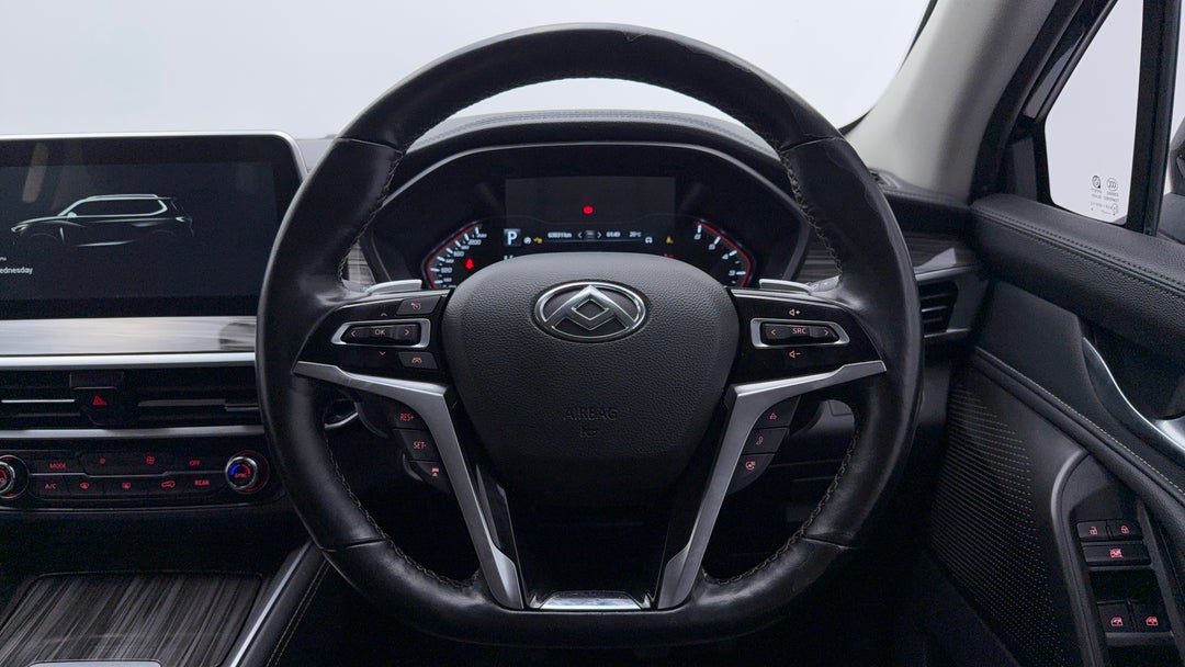 2021 LDV D90 Executive (4WD) D20, Automatic, 63831 km, Steering Wheel Close-up