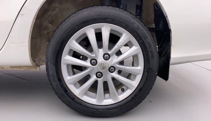 2016 Toyota Etios VX D, Diesel, Manual, 69,750 km, Left Rear Wheel