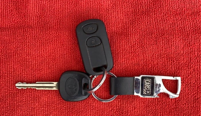 2016 Toyota Etios VX D, Diesel, Manual, 69,750 km, Key Close Up