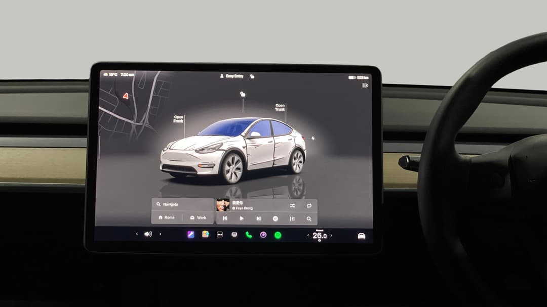 2023 Tesla Model Y Long Range, Automatic, 70863 km, Infotainment System