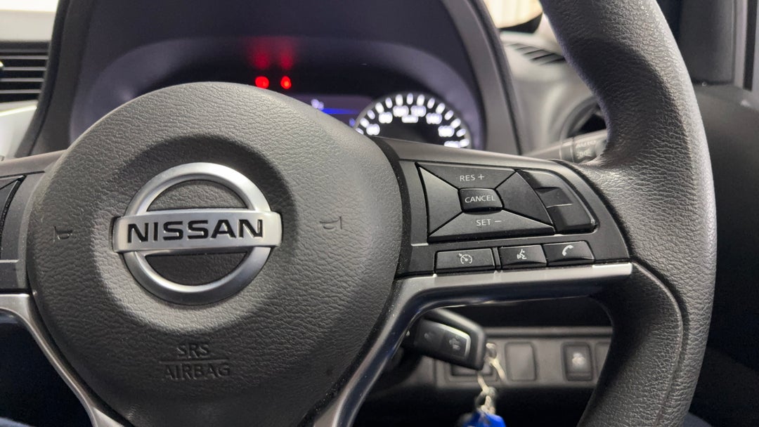 2021 Nissan Navara Sl (4x4), Automatic, 47278 km, Cruise Control