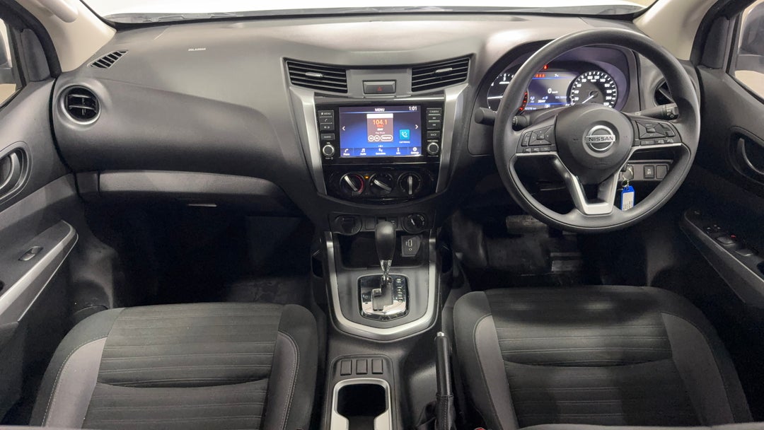 2021 Nissan Navara Sl (4x4), Automatic, 47278 km, Dashboard View
