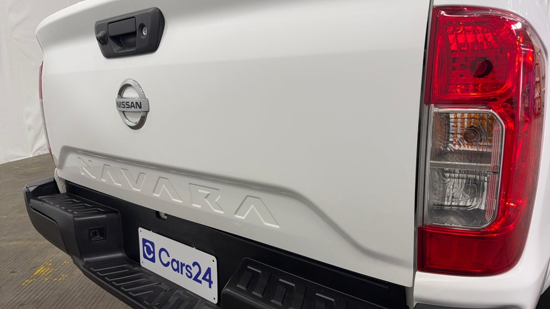 2021 Nissan Navara Sl (4x4), Automatic, 47278 km, Badge (Boot Right Side)