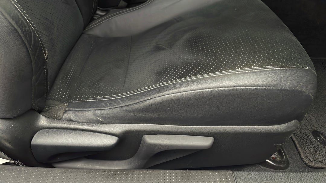 2016 Toyota 86 Gts, Automatic, 109104 km, Drivers Side Adjustment Panel